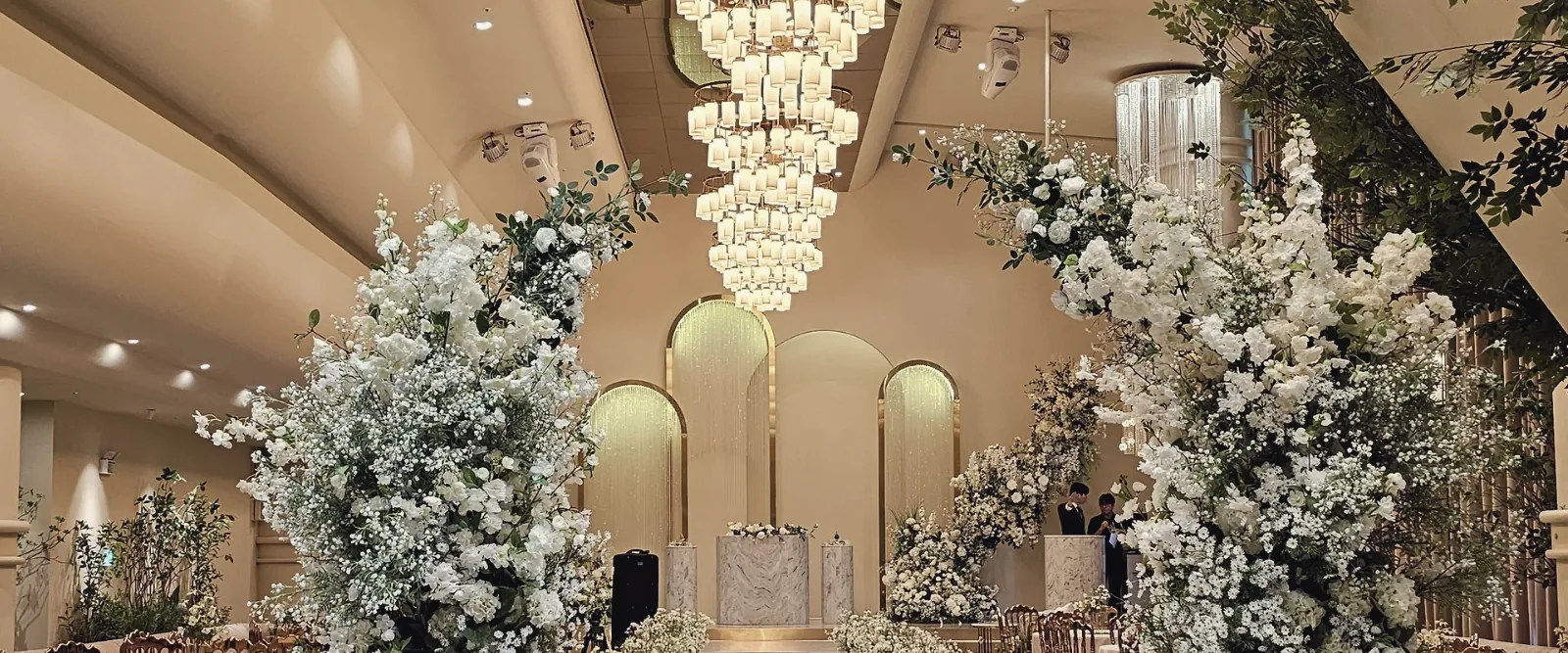 A styled ceremony aisle set for a Georgian destination wedding